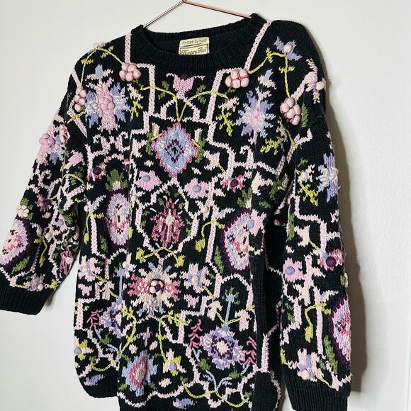Vintage Hunters Run Hand Knit Black Pink Floral Pom Pom Detail Sweater Size L - Picture 3 of 7